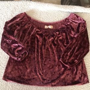 Hollister girls small shirt. Velour